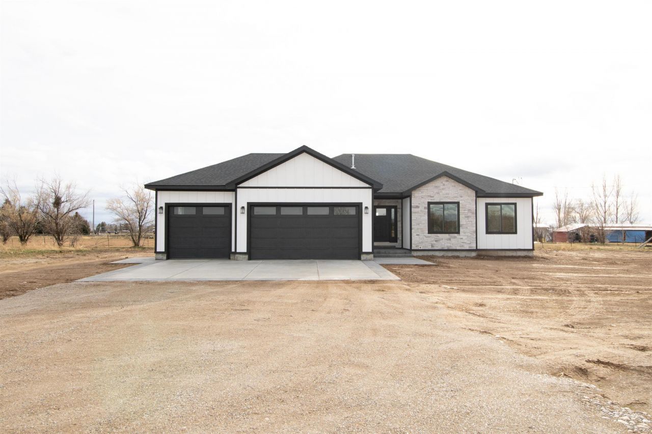 522 W 265 N, Blackfoot, ID 83221 Main Photo