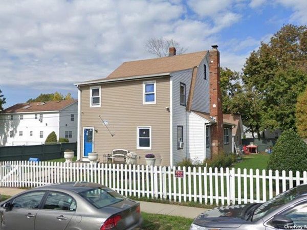 93 Princeton St Street, Hempstead, NY 11550