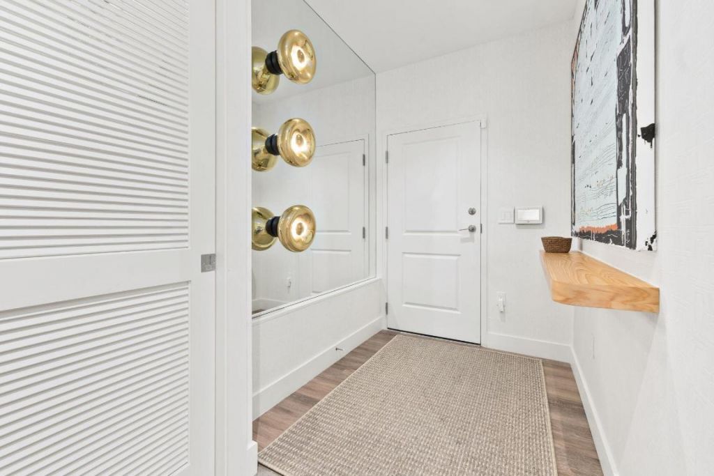 41 SW Seminole Street, Unit 206, Stuart, FL 34994 Photo