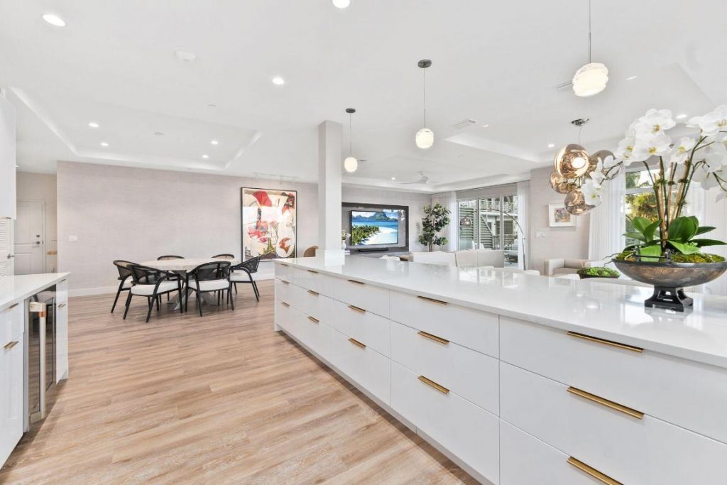 41 SW Seminole Street, Unit 206, Stuart, FL 34994 Photo