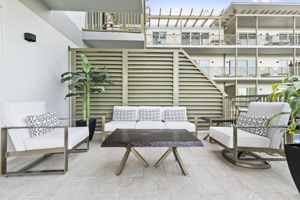 41 SW Seminole Street, Unit 206, Stuart, FL 34994 Photo