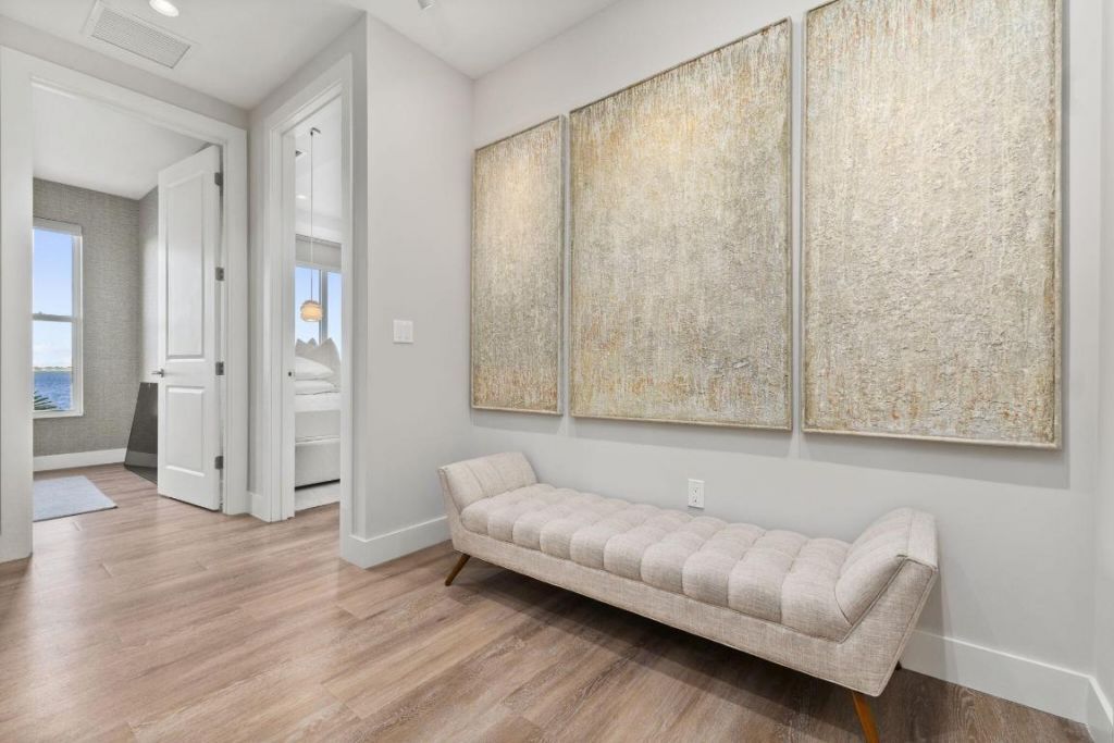 41 SW Seminole Street, Unit 206, Stuart, FL 34994 Photo