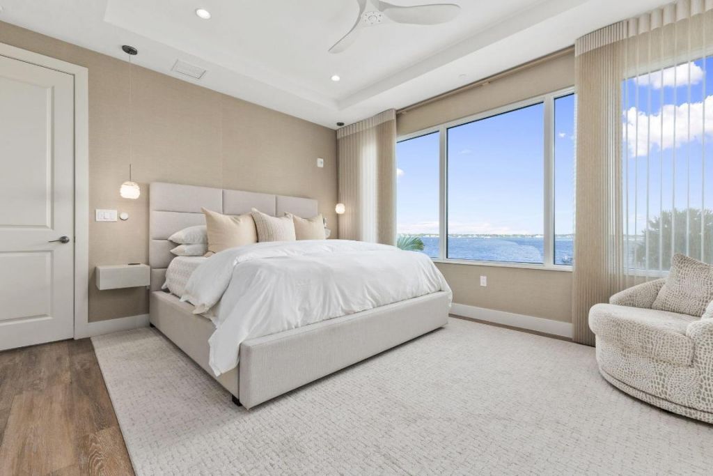 41 SW Seminole Street, Unit 206, Stuart, FL 34994 Photo