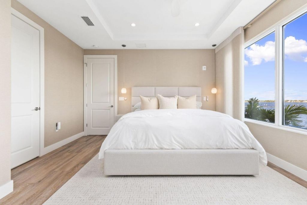 41 SW Seminole Street, Unit 206, Stuart, FL 34994 Photo