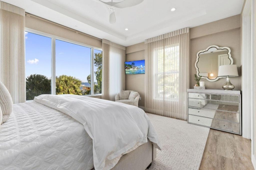 41 SW Seminole Street, Unit 206, Stuart, FL 34994 Photo