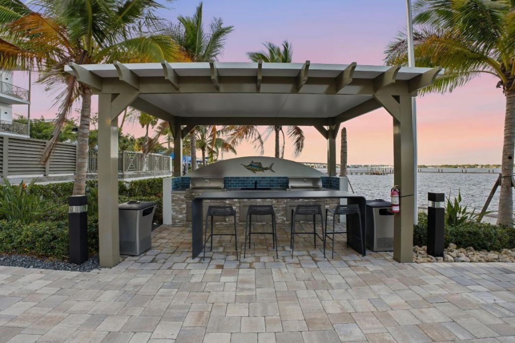 41 SW Seminole Street, Unit 206, Stuart, FL 34994 Photo