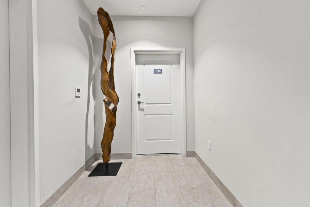 41 SW Seminole Street, Unit 206, Stuart, FL 34994 Photo