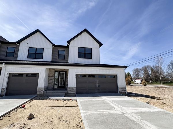 4415 Trillium Court SE, Kentwood, MI 49512