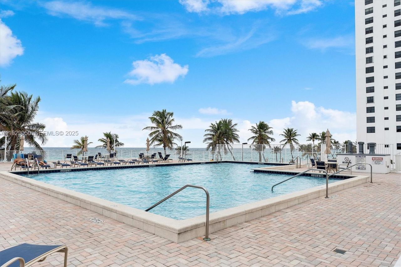 2401 S Ocean Dr, Unit 605, Hollywood, FL 33019 Photo