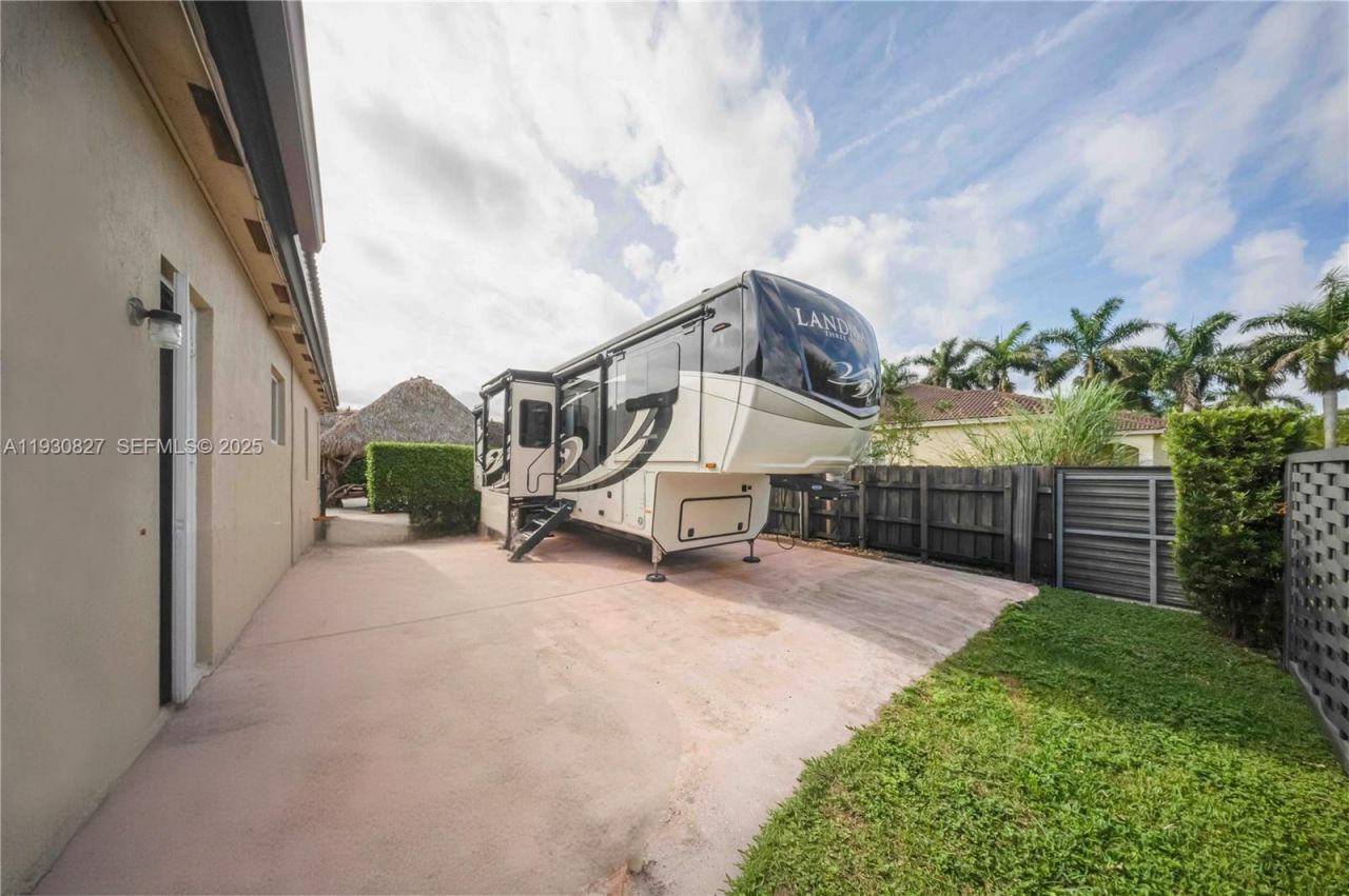 16900 SW 296th St, Homestead, FL 33030 Photo