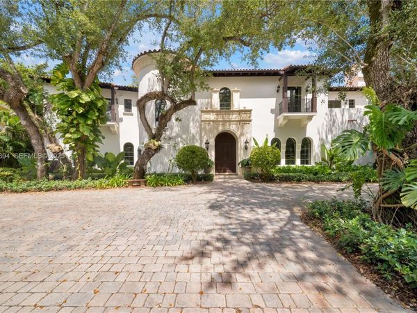 8301 SW 53rd Ave, Miami, FL 33143