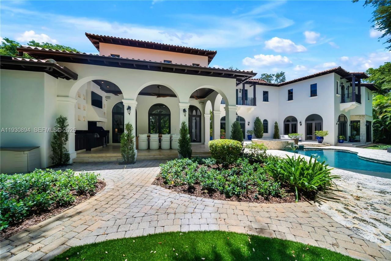 8301 SW 53rd Ave, Miami, FL 33143 Photo