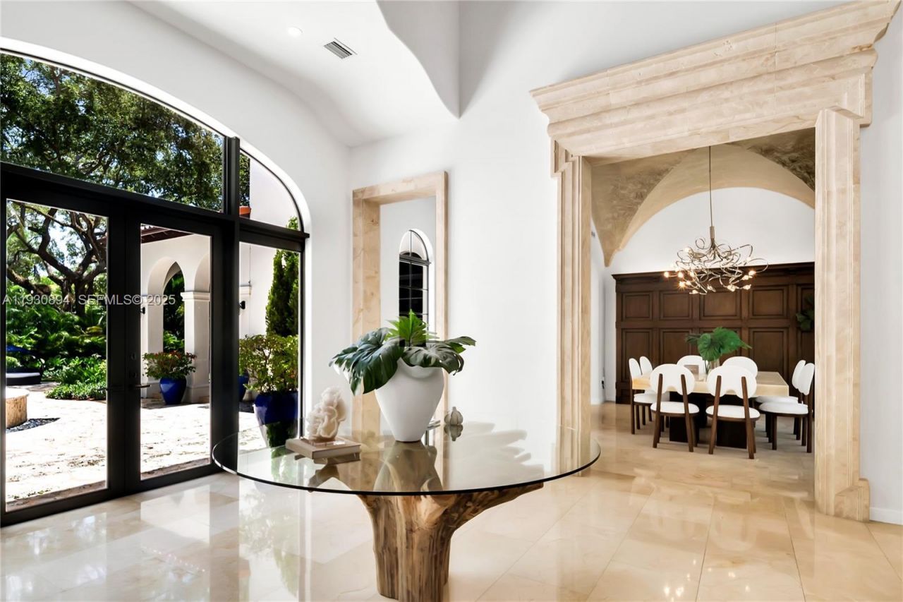 8301 SW 53rd Ave, Miami, FL 33143 Photo