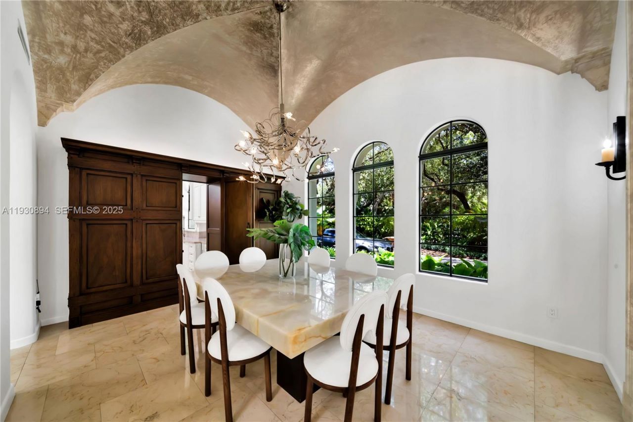 8301 SW 53rd Ave, Miami, FL 33143 Photo