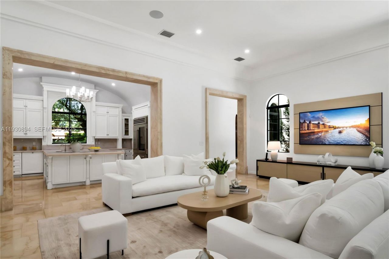 8301 SW 53rd Ave, Miami, FL 33143 Photo