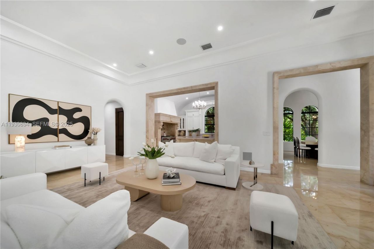 8301 SW 53rd Ave, Miami, FL 33143 Photo