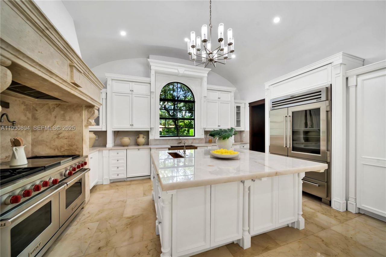 8301 SW 53rd Ave, Miami, FL 33143 Photo