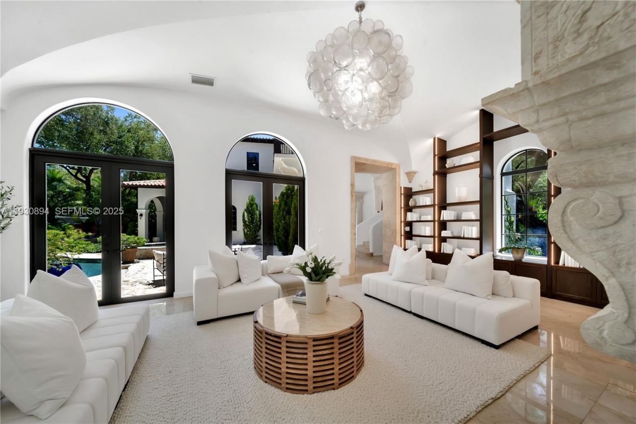 8301 SW 53rd Ave, Miami, FL 33143 Photo