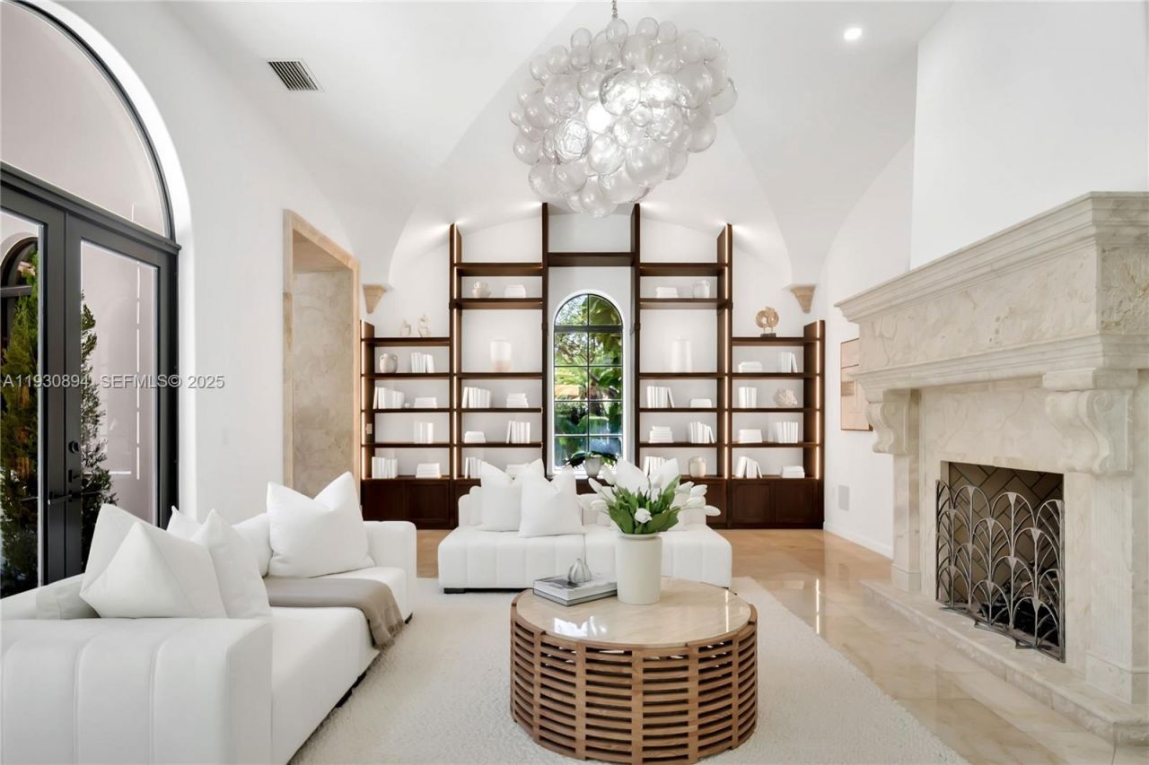 8301 SW 53rd Ave, Miami, FL 33143 Photo