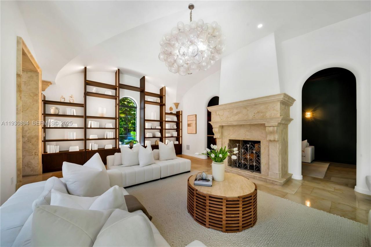 8301 SW 53rd Ave, Miami, FL 33143 Photo