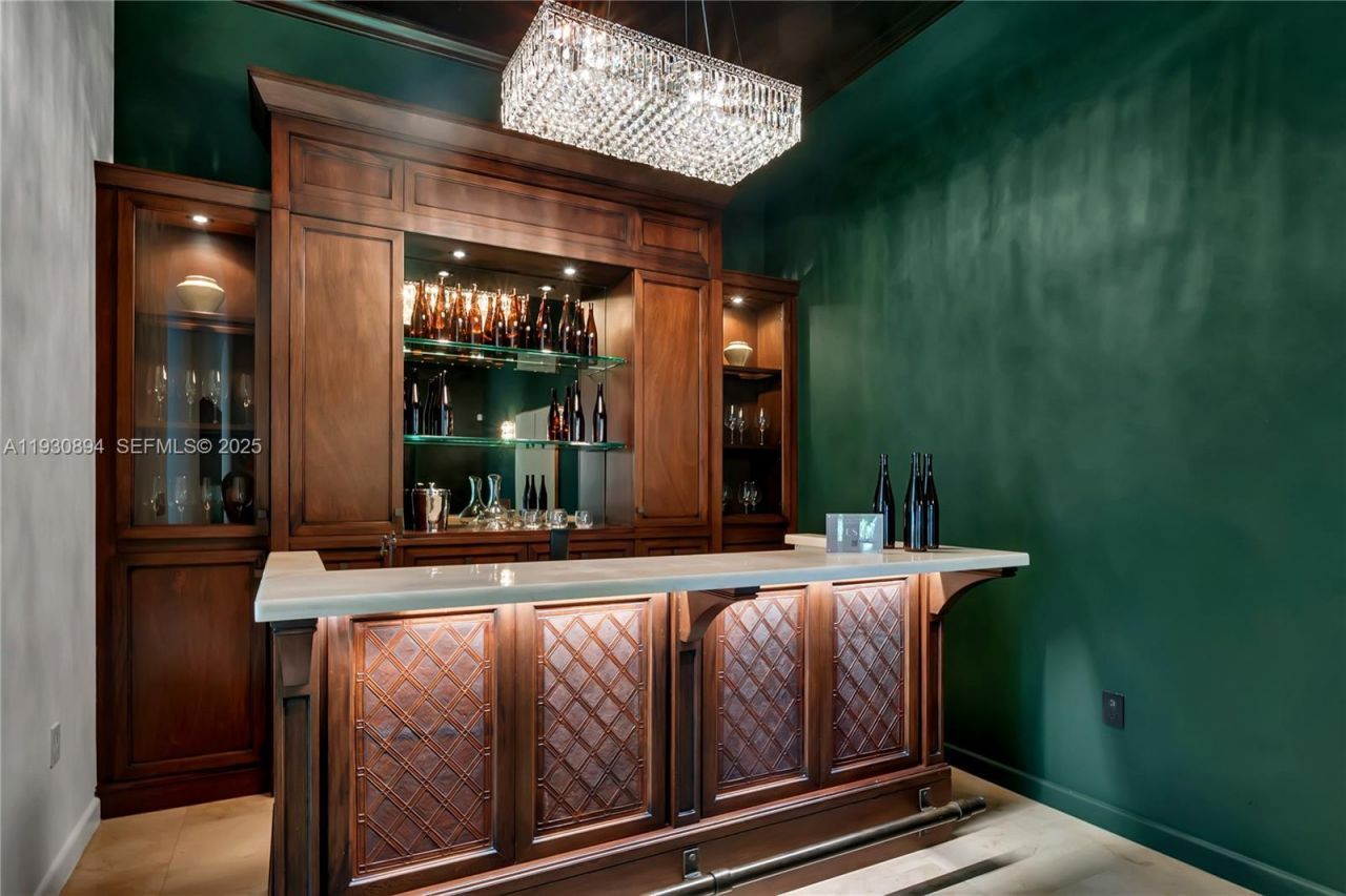 8301 SW 53rd Ave, Miami, FL 33143 Photo