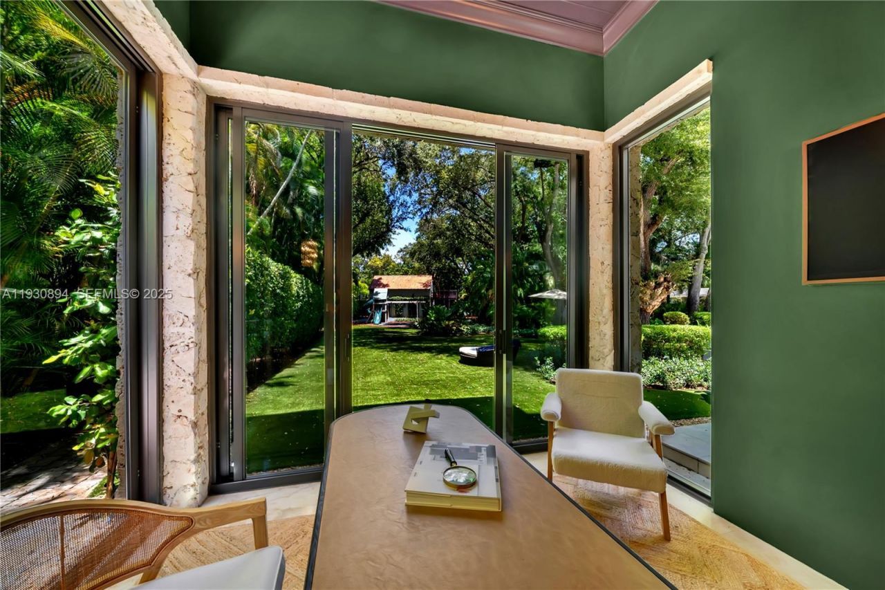 8301 SW 53rd Ave, Miami, FL 33143 Photo