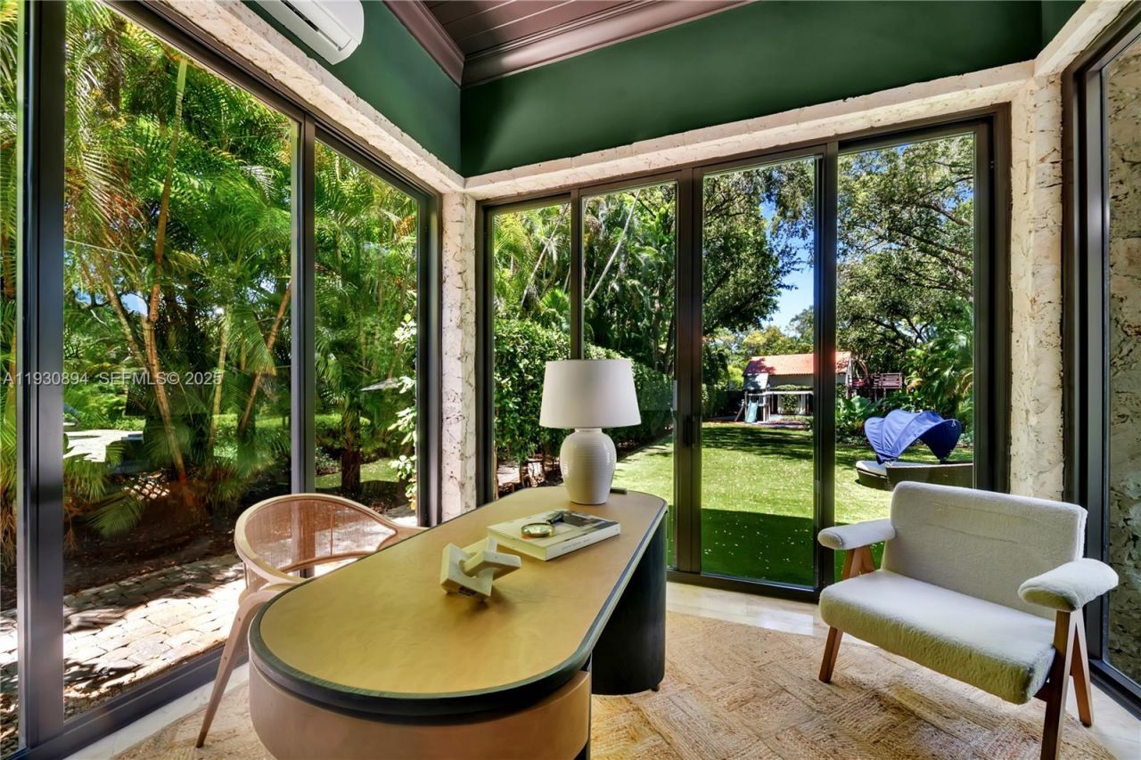 8301 SW 53rd Ave, Miami, FL 33143 Photo