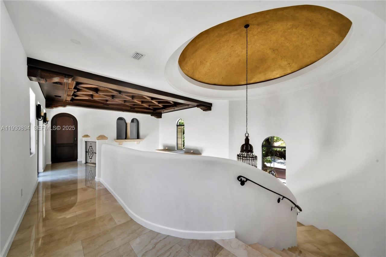 8301 SW 53rd Ave, Miami, FL 33143 Photo