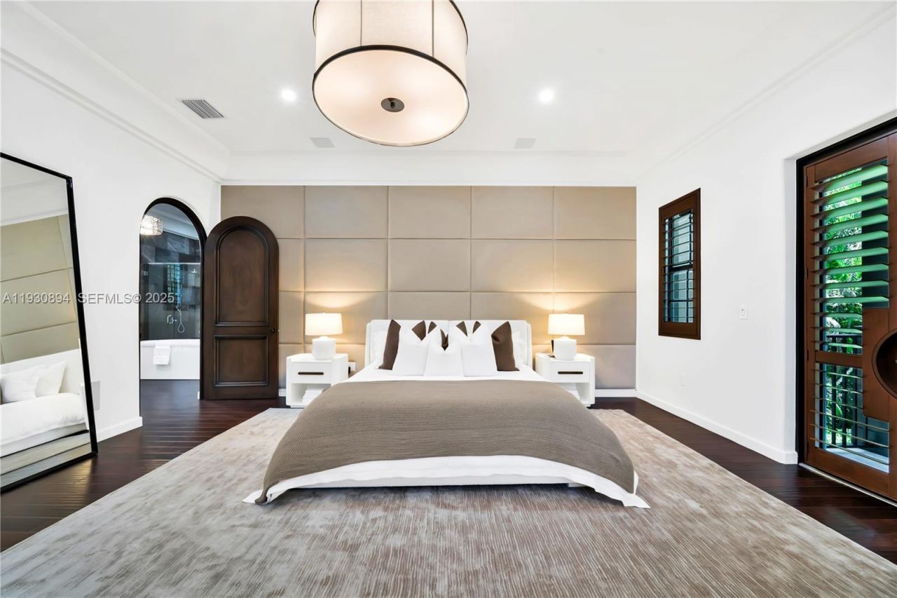 8301 SW 53rd Ave, Miami, FL 33143 Photo