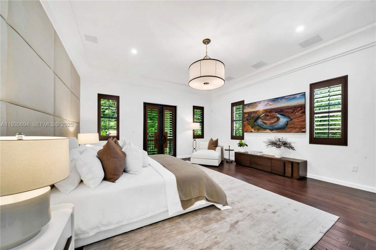 8301 SW 53rd Ave, Miami, FL 33143 Photo