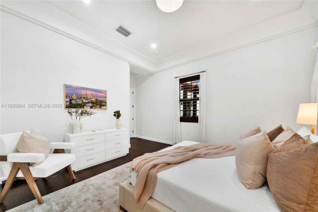 8301 SW 53rd Ave, Miami, FL 33143 Photo