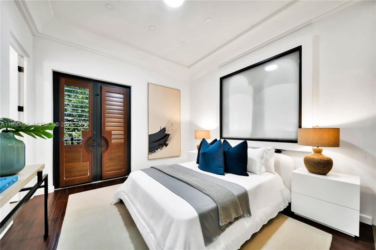 8301 SW 53rd Ave, Miami, FL 33143 Photo