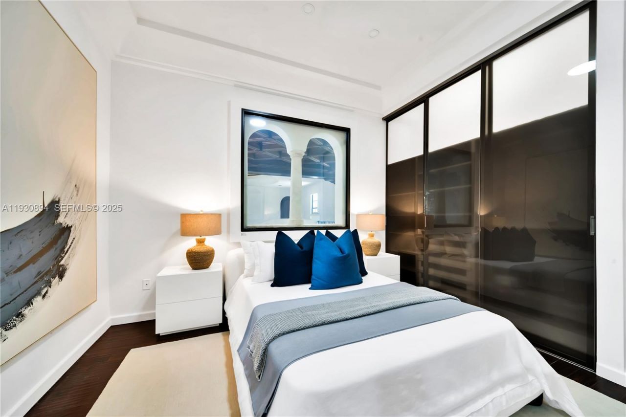 8301 SW 53rd Ave, Miami, FL 33143 Photo