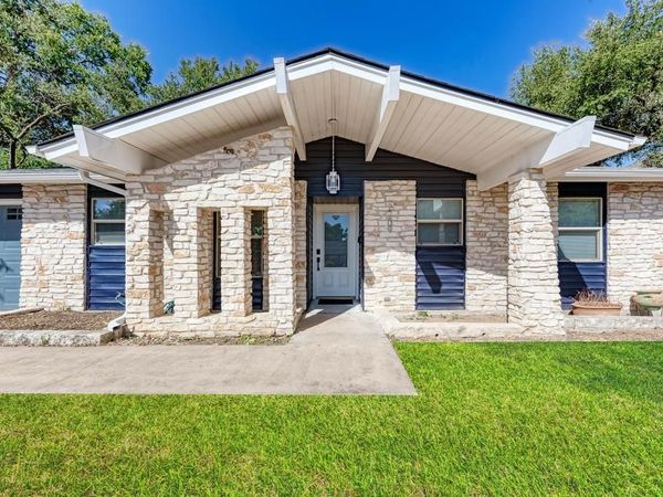 2209 N Celia DR, Cedar Park, TX 78613