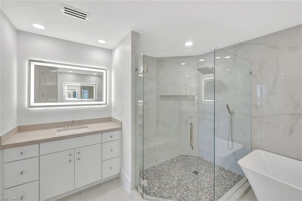 4951 Bonita Bay Blvd, Unit 2205, Bonita Springs, FL 34134 Photo