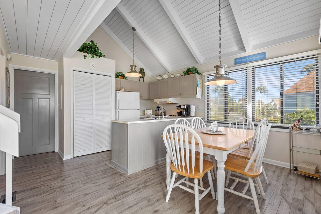 947 Sealoft Villa Drive Photo 14