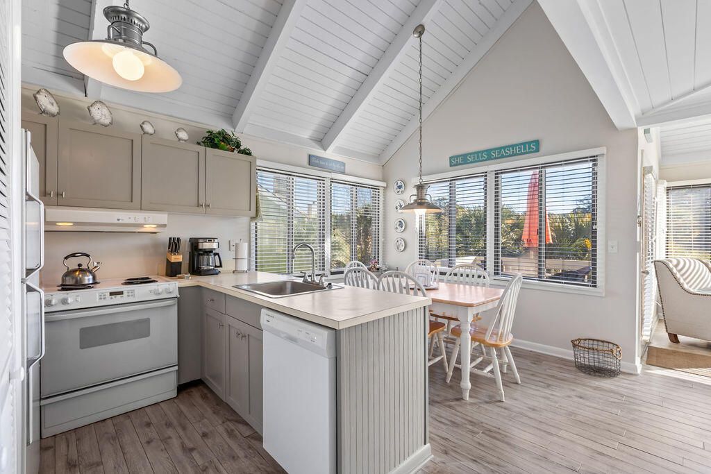 947 Sealoft Villa Drive Photo 18