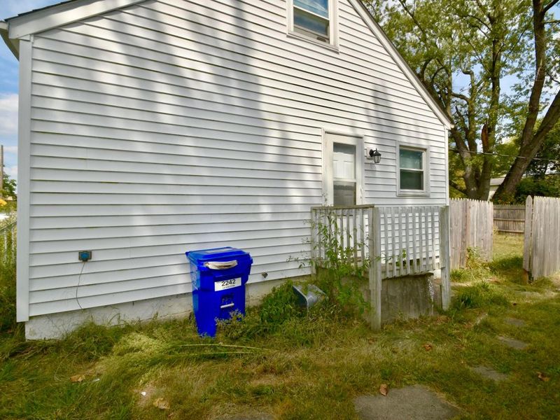 2242 Lexington Avenue, Columbus, OH 43211 Photo 2