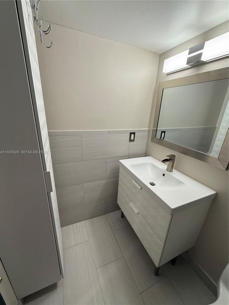 7173 Orange Dr, Unit 214B, Davie, FL 33314 Photo