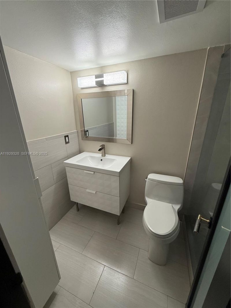 7173 Orange Dr, Unit 214B, Davie, FL 33314 Photo