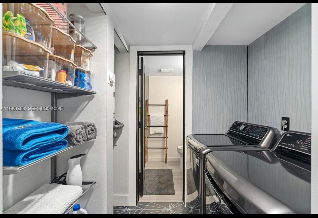 7173 Orange Dr, Unit 214B, Davie, FL 33314 Photo