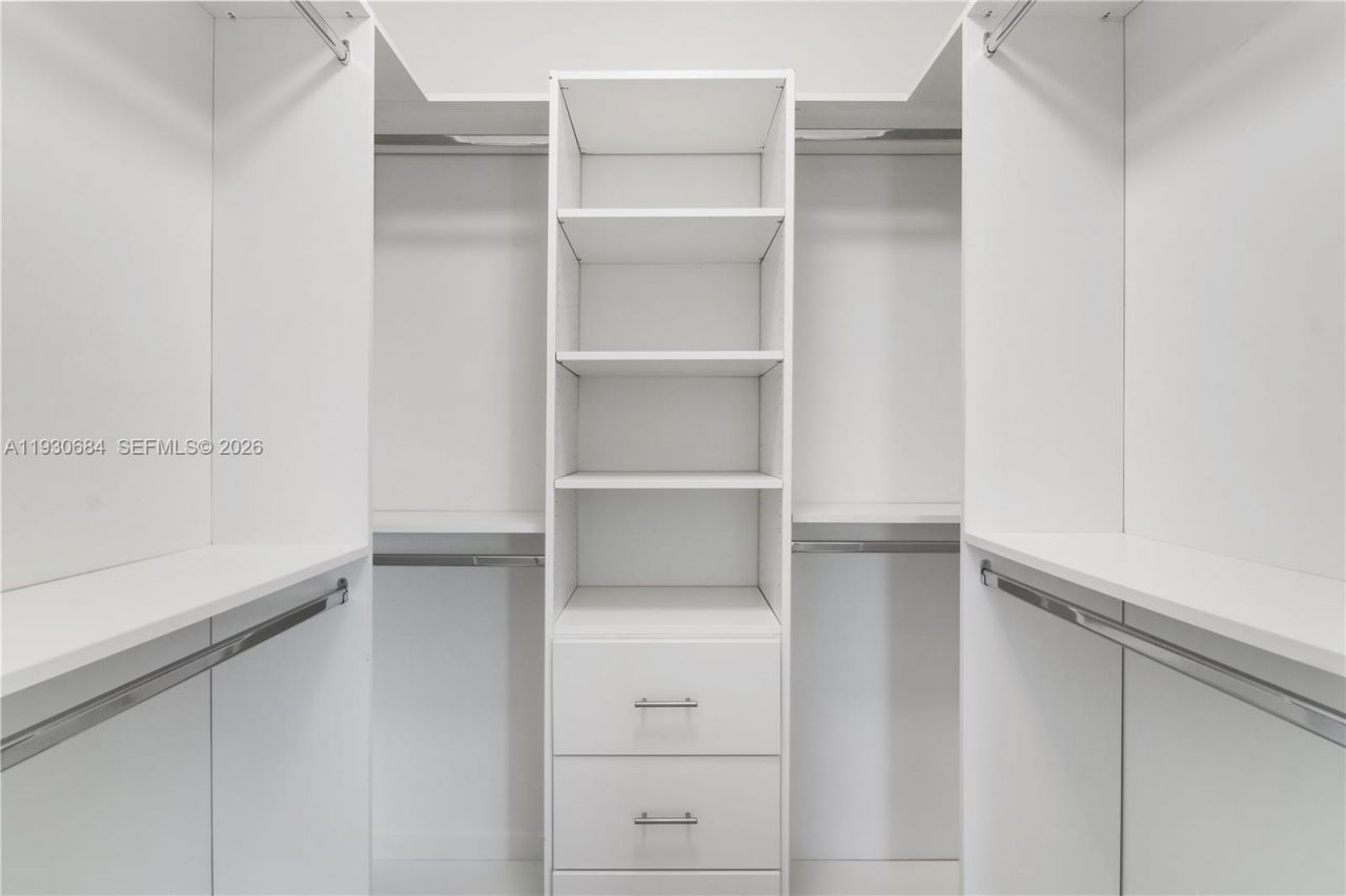 2650 SW 37th Ave, Unit 901, Miami, FL 33133 Photo