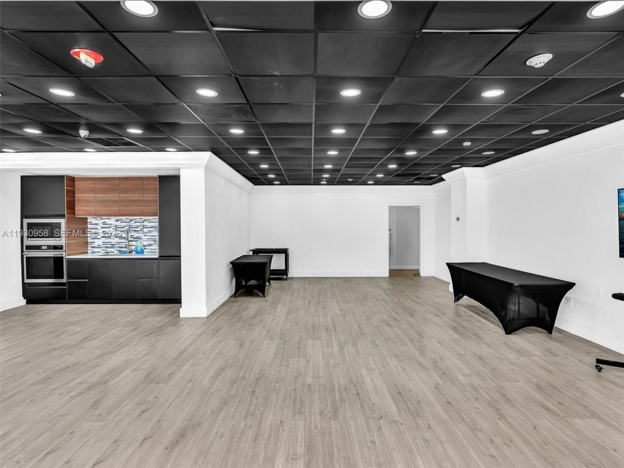 1865 79th St Cswy, Unit 11F, North Bay Village, FL 33141 Photo