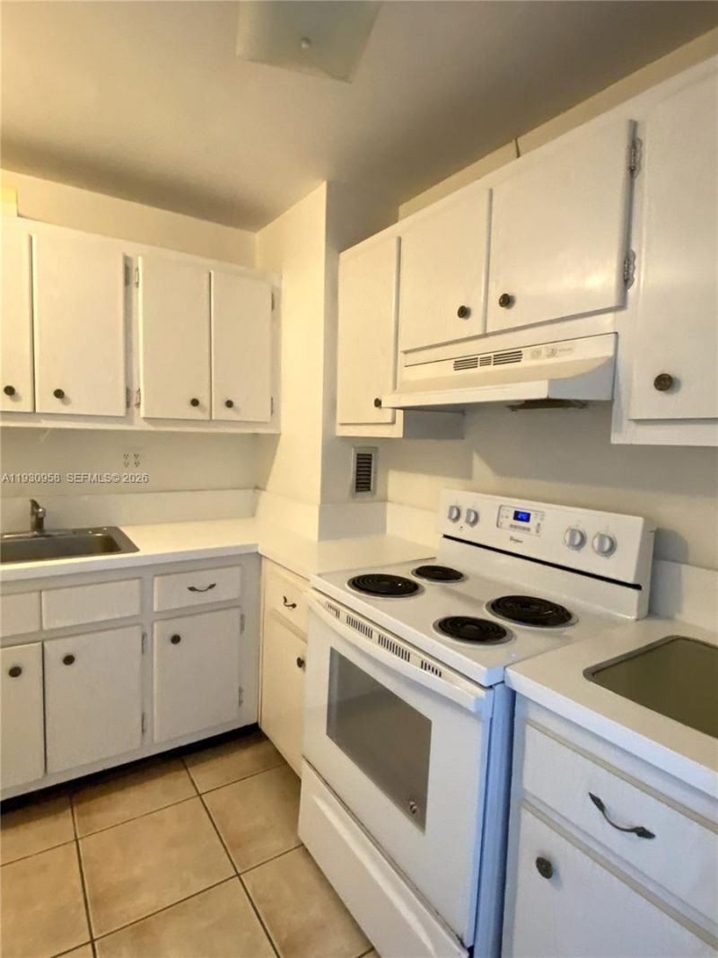 1865 79th St Cswy, Unit 11F, North Bay Village, FL 33141 Photo