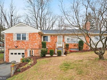 8411 IMPALLA DRIVE, MANASSAS, VA 20110