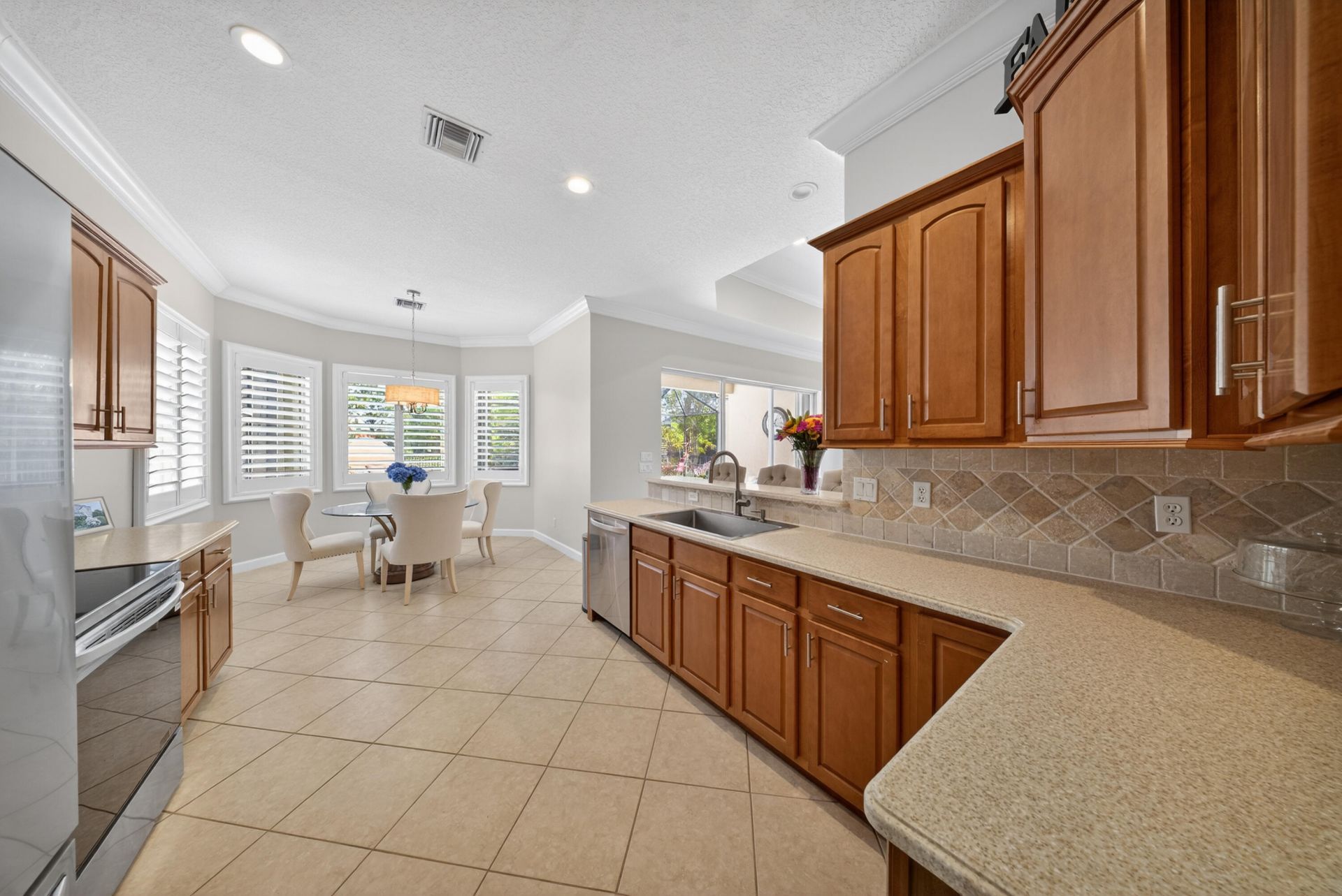 7613 Greenbrier Circle, Port Saint Lucie, FL 34986 Photo