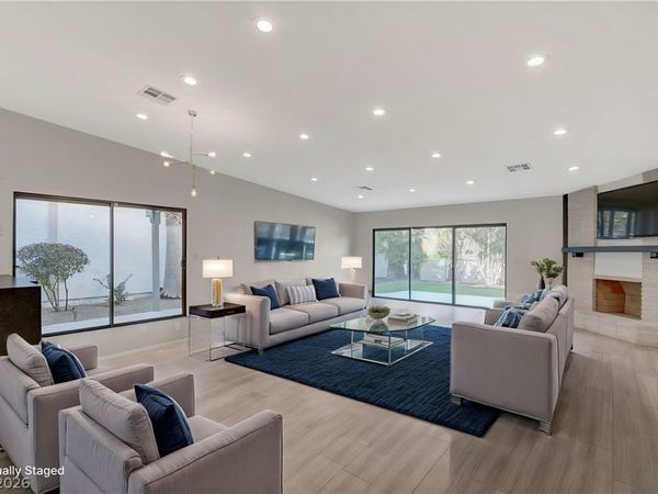 3012 Plaza De Rosa, Las Vegas, NV 89102