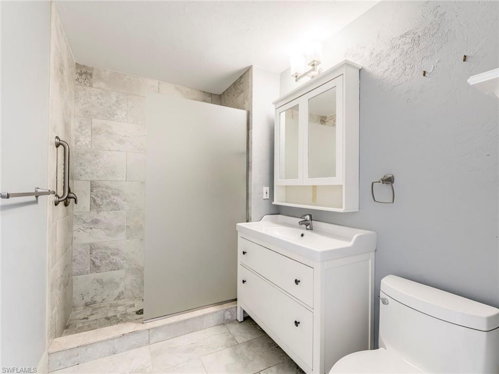 23680 Stonyriver Pl, Estero, FL 34135 Photo