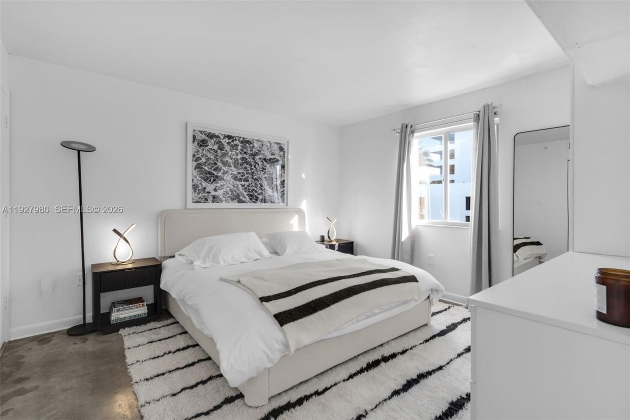 1401 Bay Rd, Unit 405, Miami Beach, FL 33139 Photo