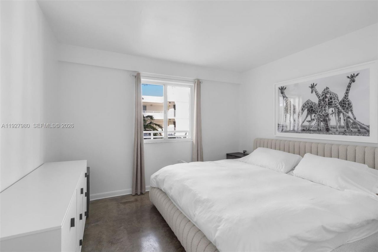 1401 Bay Rd, Unit 405, Miami Beach, FL 33139 Photo